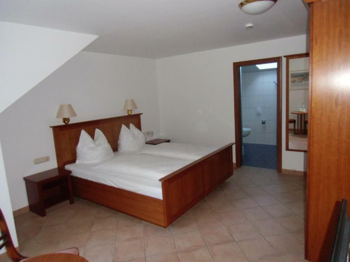 Zur Muhle Ophoven Hotel Wassenberg Exterior photo